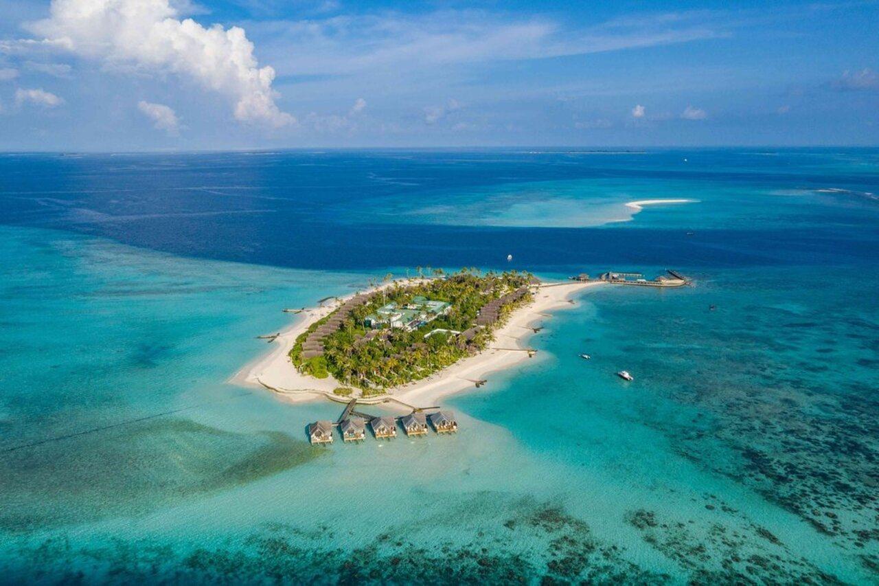 Maldives With 50 Percent Off On Sea Plane Roundtrip 04 Nights & Above Resort Fushifaru