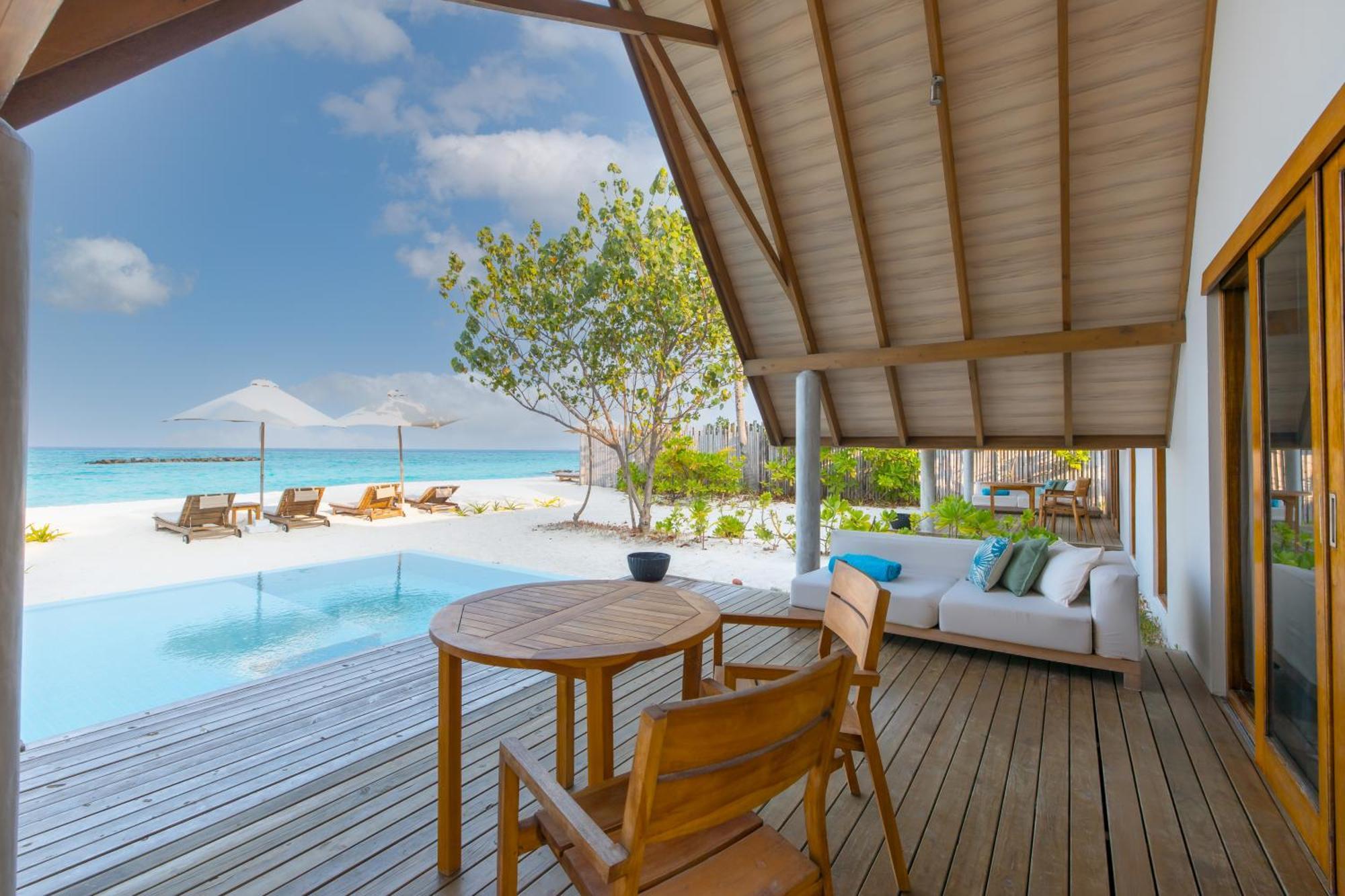 Resort Maldives With 50 Percent Off On Sea Plane Roundtrip 04 Nights & Above Fushifaru