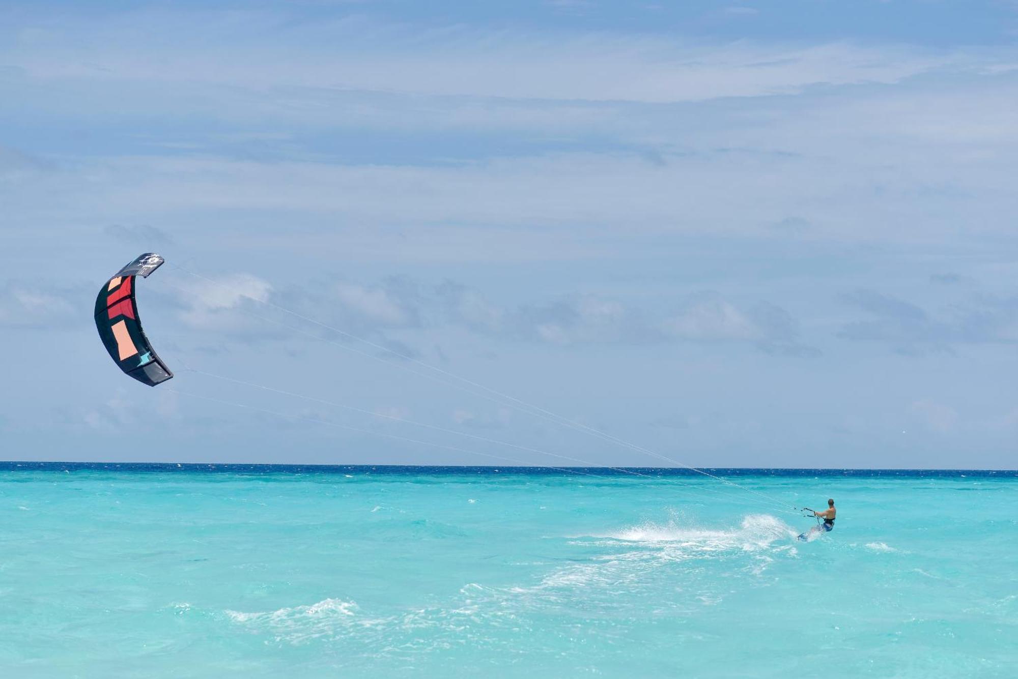 Maldives With 50 Percent Off On Sea Plane Roundtrip 04 Nights & Above Resort 5*