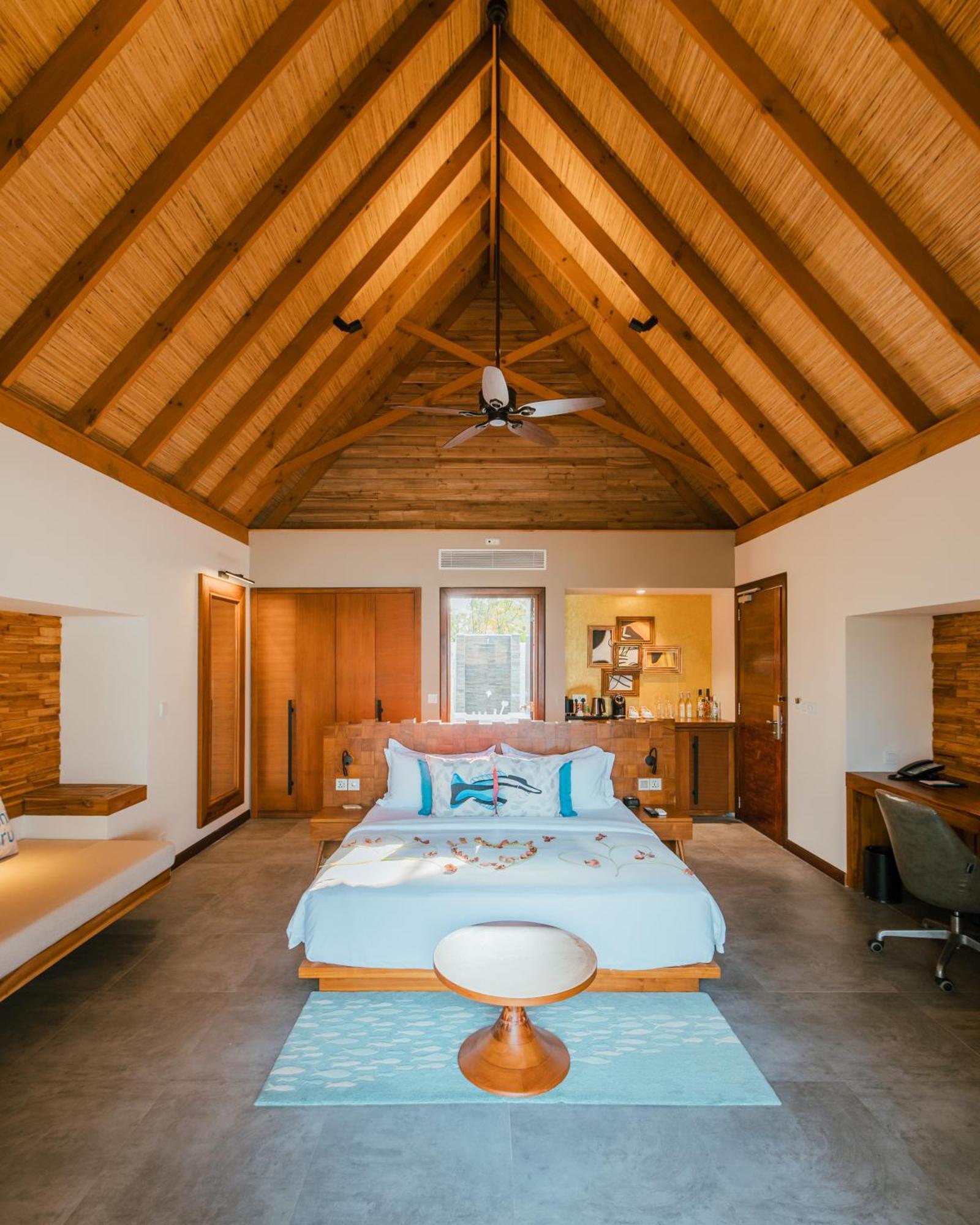 Maldives With 50 Percent Off On Sea Plane Roundtrip 04 Nights & Above Fushifaru