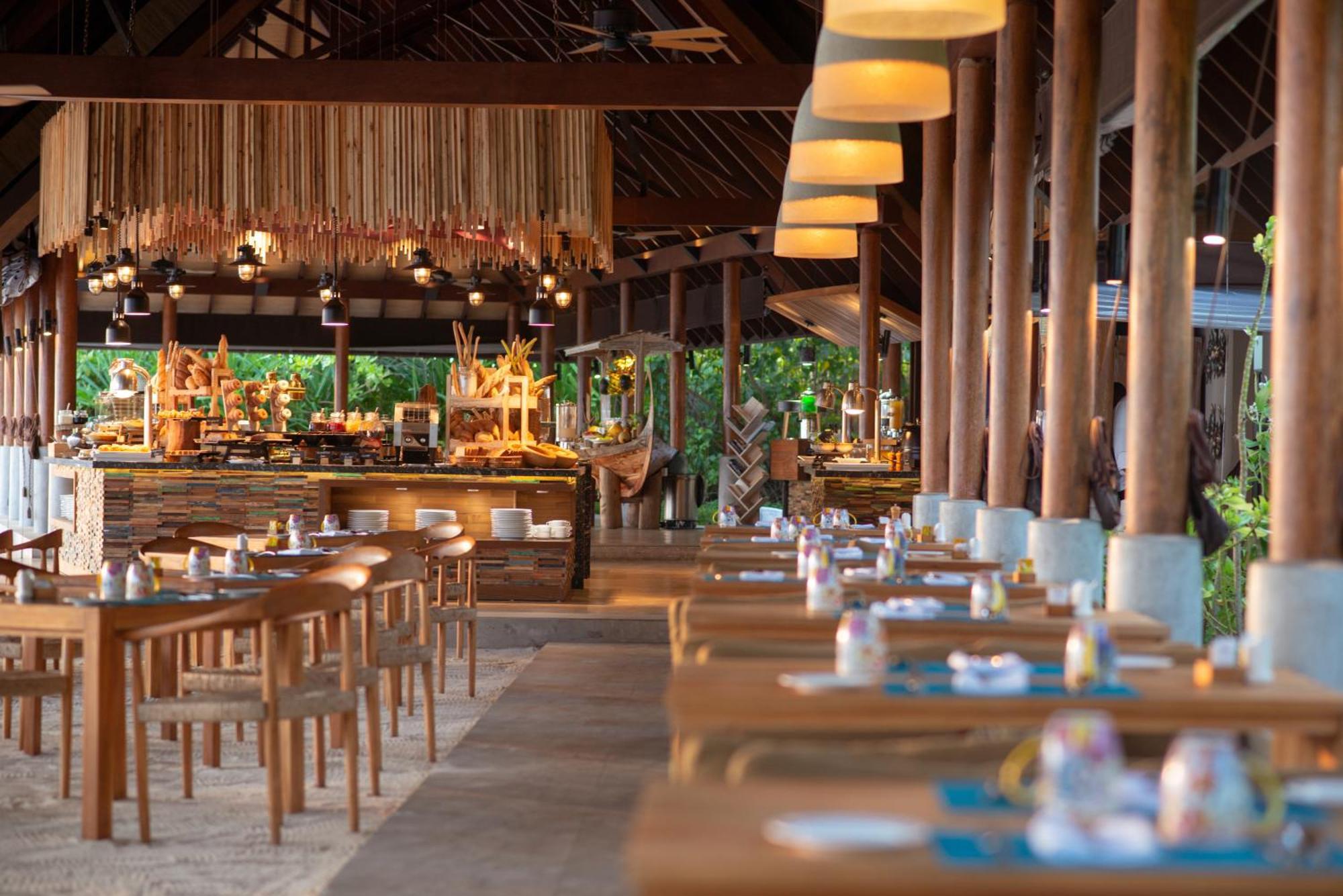Maldives With 50 Percent Off On Sea Plane Roundtrip 04 Nights & Above Fushifaru