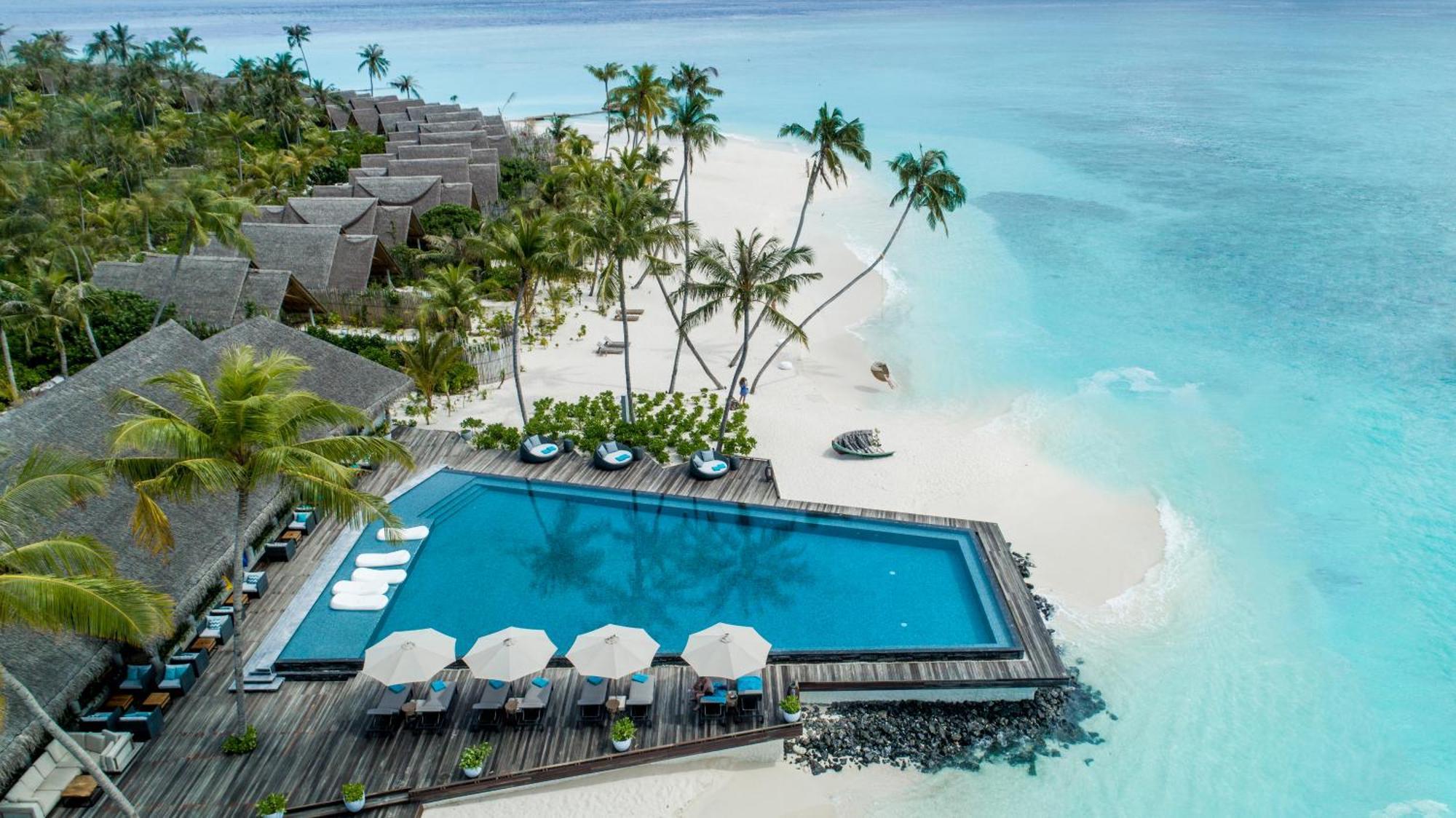 Complex Maldives